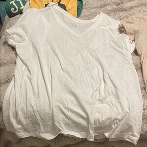 Time and tru  V-Neck T-Shirt